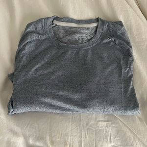 Lululemon metal vent tee